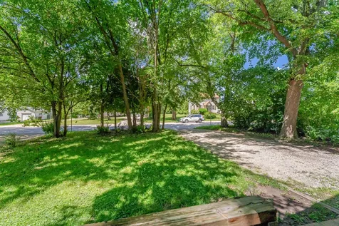 926 South Cedar Road New Lenox IL 60451