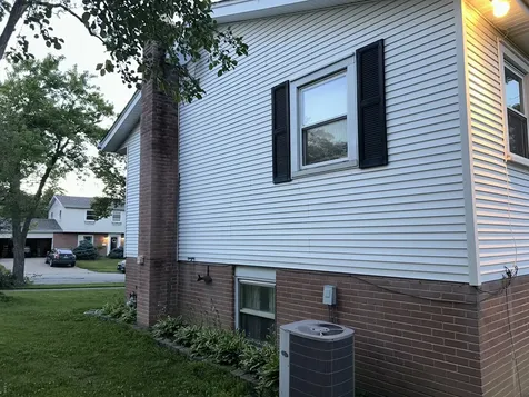 9019 Beechnut Road Hickory Hills IL 60457