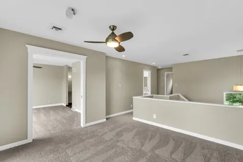 2220 Briar Hill Drive Champaign IL 61822