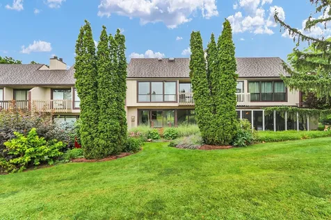 2220 Briar Hill Drive Champaign IL 61822
