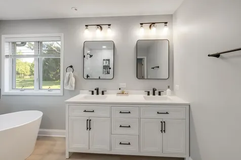 720 Saddle Ridge Crystal Lake IL 60012