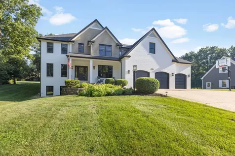 720 Saddle Ridge Crystal Lake IL 60012
