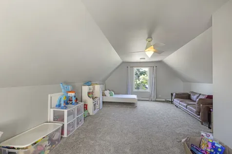 720 Saddle Ridge Crystal Lake IL 60012