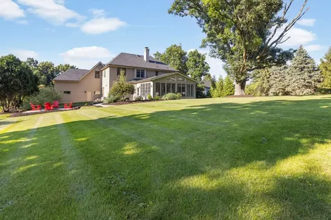 720 Saddle Ridge Crystal Lake IL 60012