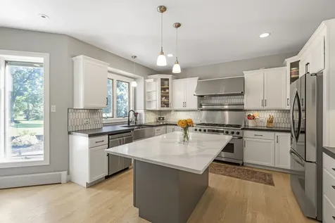 720 Saddle Ridge Crystal Lake IL 60012