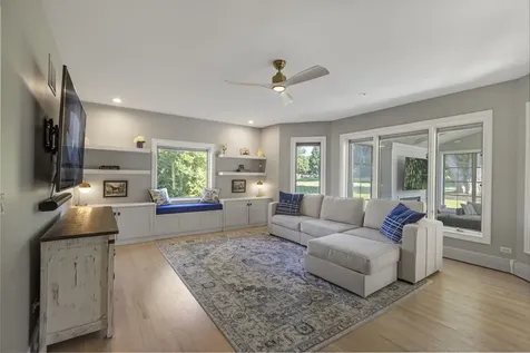 720 Saddle Ridge Crystal Lake IL 60012
