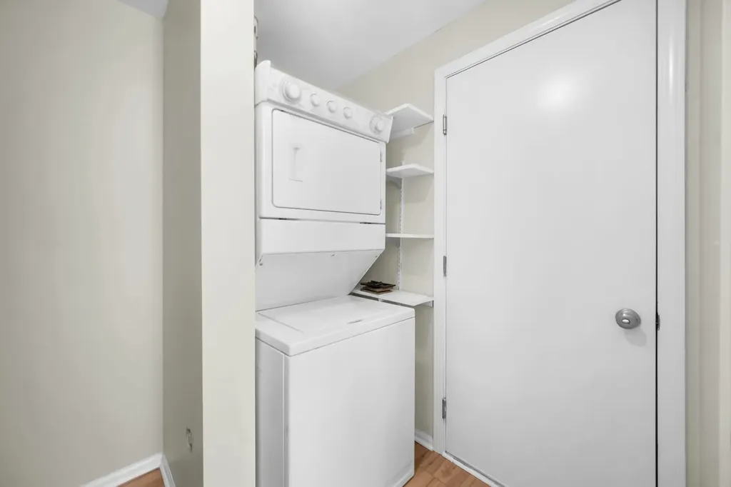 2935 Cedar Glade Drive Naperville IL 60564