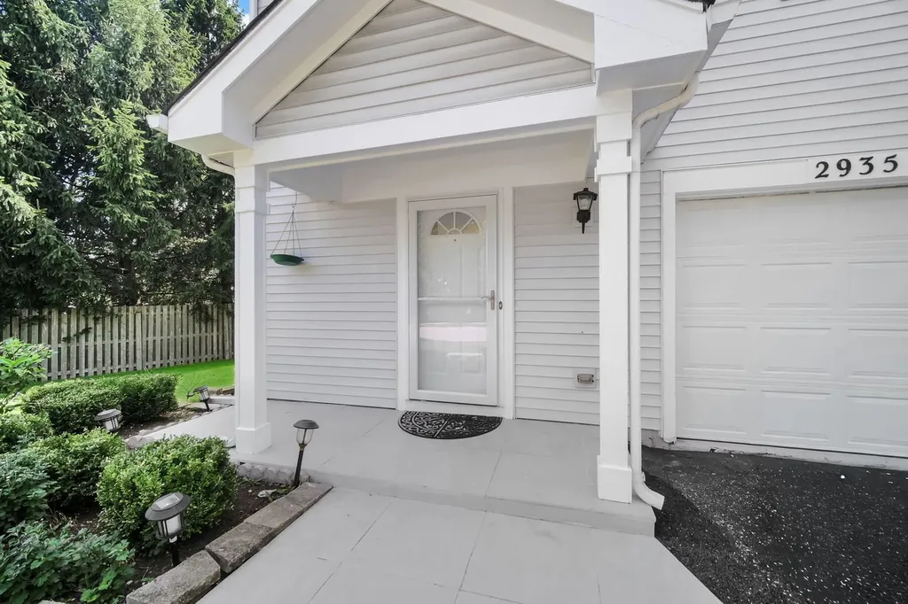 2935 Cedar Glade Drive Naperville IL 60564