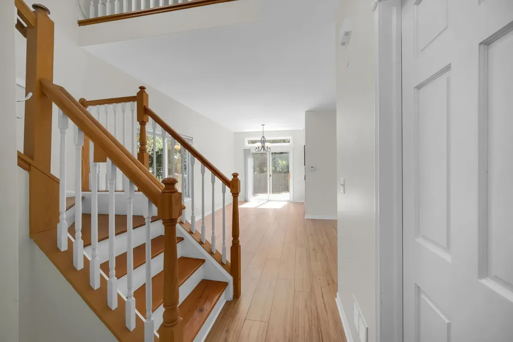 2935 Cedar Glade Drive Naperville IL 60564
