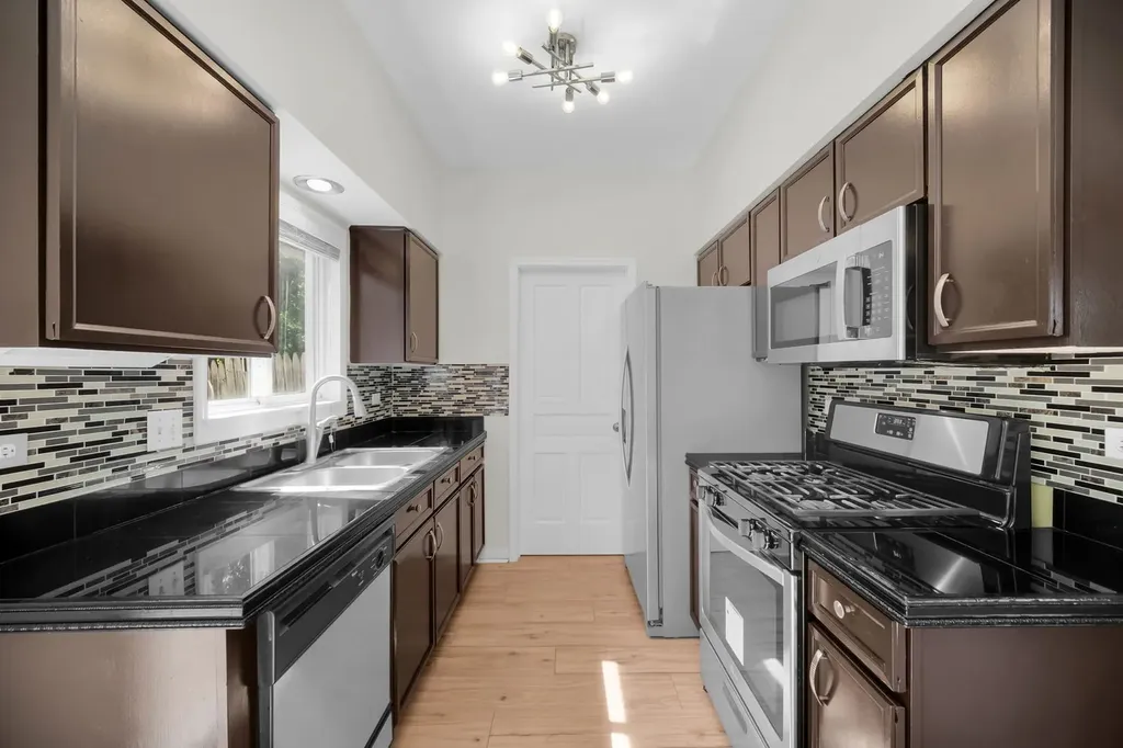 2935 Cedar Glade Drive Naperville IL 60564