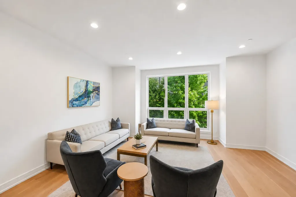 525 North Bishop Street Chicago IL 60642