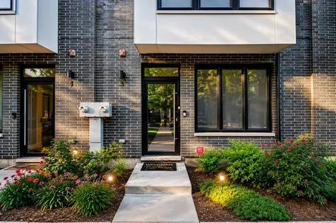 525 North Bishop Street Chicago IL 60642