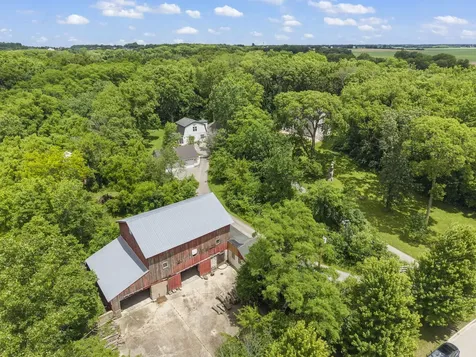 7479 Grove Road Oswego IL 60543