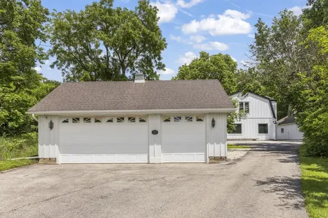 7479 Grove Road Oswego IL 60543