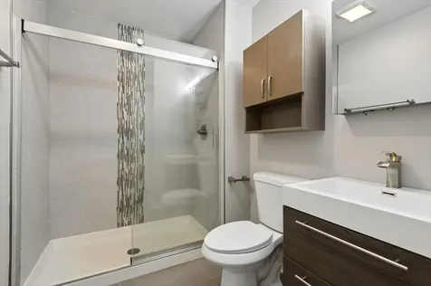 2524 West Bloomingdale Avenue Chicago IL 60647