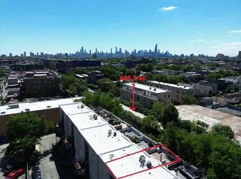 2524 West Bloomingdale Avenue Chicago IL 60647