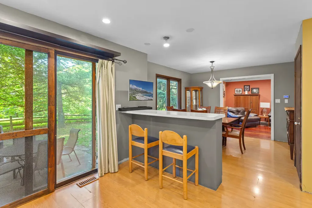 2100 59TH Street Downers Grove IL 60516