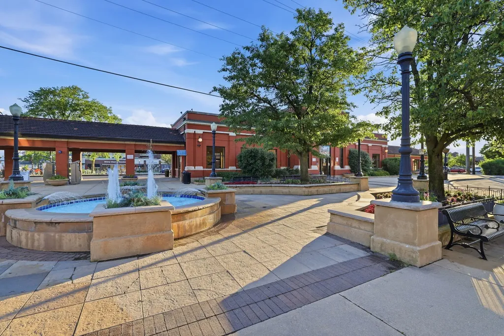 2100 59TH Street Downers Grove IL 60516