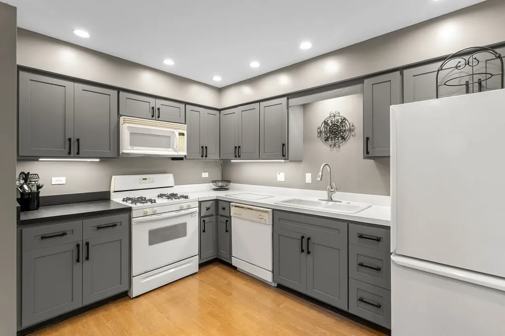 2100 59TH Street Downers Grove IL 60516