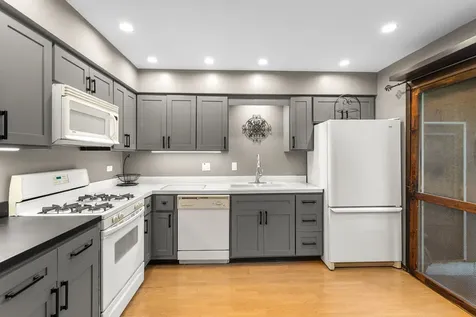 2100 59TH Street Downers Grove IL 60516