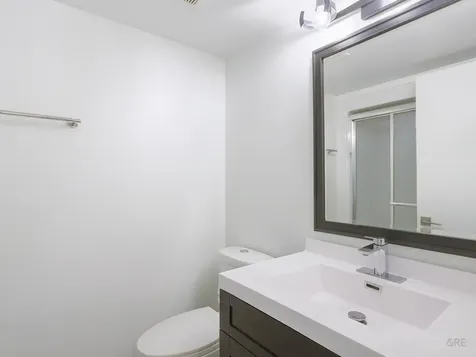 37 Carey Lane Streamwood IL 60107