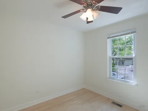 37 Carey Lane Streamwood IL 60107