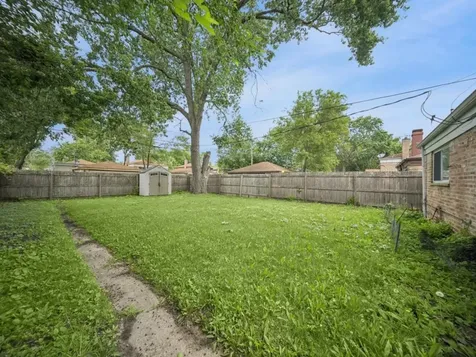 14628 Dante Avenue Dolton IL 60419