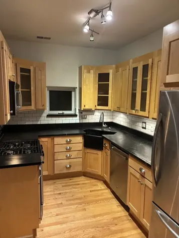 839 South Laflin Street Chicago IL 60607