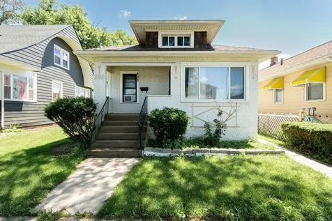 435 22ND Avenue Bellwood IL 60104