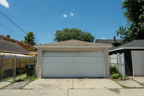 435 22ND Avenue Bellwood IL 60104