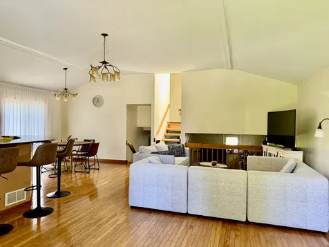 530 2ND Street Lemont IL 60439