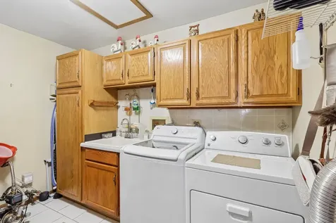 308 South Knollwood Drive Schaumburg IL 60193