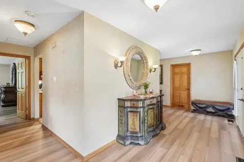 308 South Knollwood Drive Schaumburg IL 60193