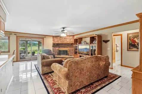 308 South Knollwood Drive Schaumburg IL 60193