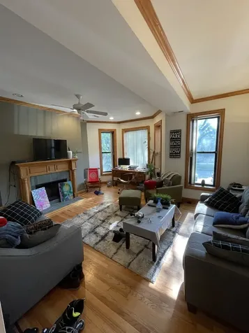 3736 North Sheffield Avenue Chicago IL 60613
