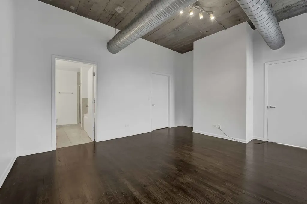 1000 West 15th Street Chicago IL 60608