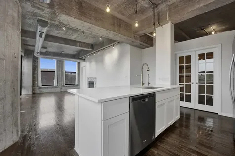 1000 West 15th Street Chicago IL 60608