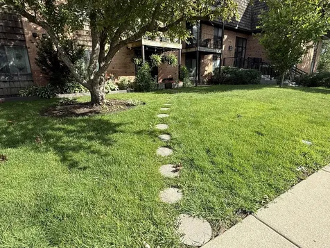 2 Oak Creek Drive Buffalo Grove IL 60089