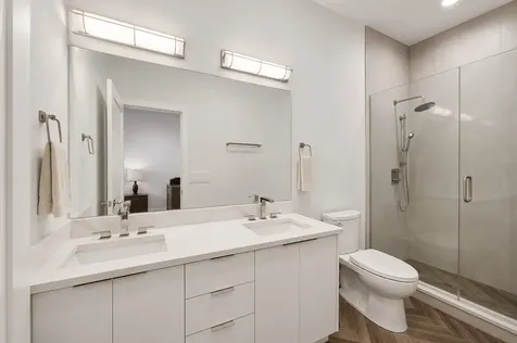 525 North Bishop Street Chicago IL 60642