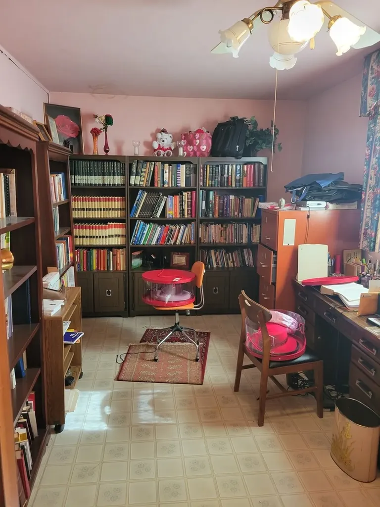 11759 South Laflin Street Chicago IL 60643