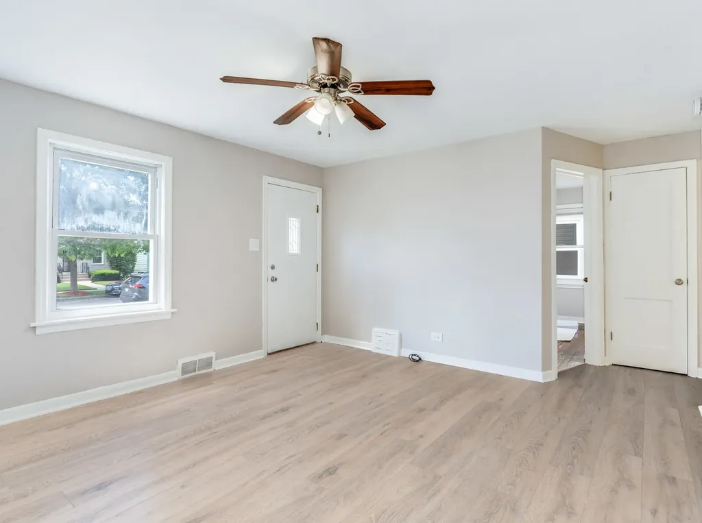 12241 South May Street Chicago IL 60643