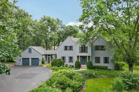 14 Brierwoods Lane Hawthorn Woods IL 60047