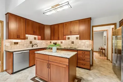 14 Brierwoods Lane Hawthorn Woods IL 60047