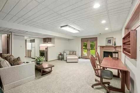 14 Brierwoods Lane Hawthorn Woods IL 60047