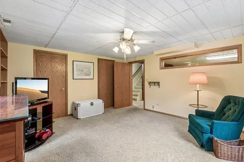 14 Brierwoods Lane Hawthorn Woods IL 60047
