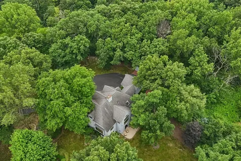 14 Brierwoods Lane Hawthorn Woods IL 60047
