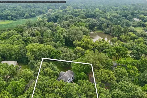 14 Brierwoods Lane Hawthorn Woods IL 60047