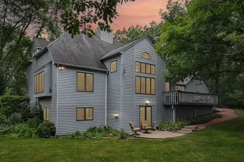 14 Brierwoods Lane Hawthorn Woods IL 60047