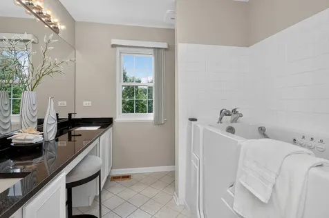 999 Willow Street Itasca IL 60143