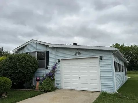 664 Huntsbridge Road Matteson IL 60443